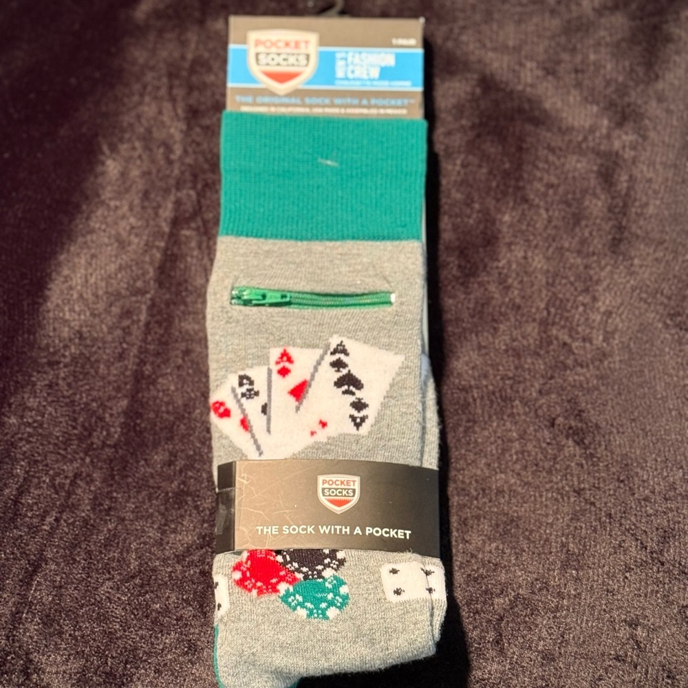 Pocket Socks with Poker Cards and Chips Design Men's Socks NIP